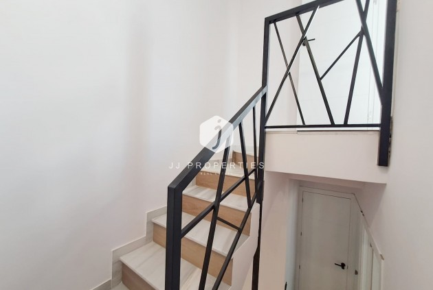 Tweedehands - Chalet -
Torrevieja - Costa Blanca