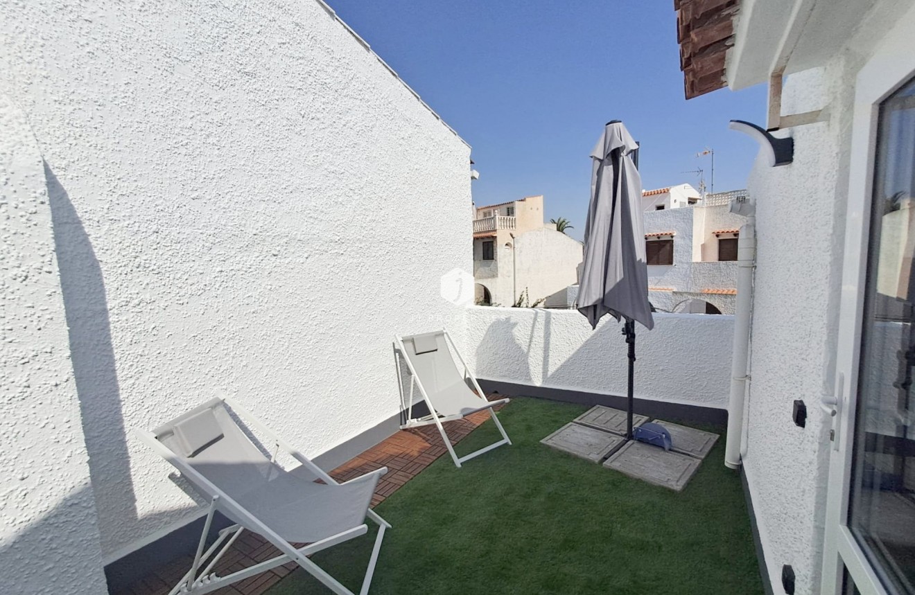 Tweedehands - Chalet -
Torrevieja - Costa Blanca
