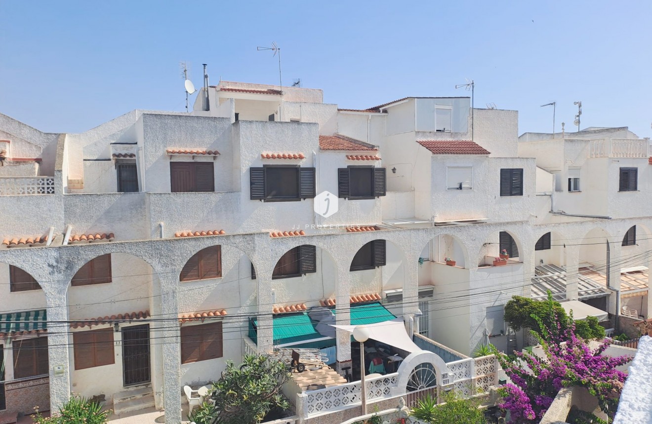 Tweedehands - Chalet -
Torrevieja - Costa Blanca