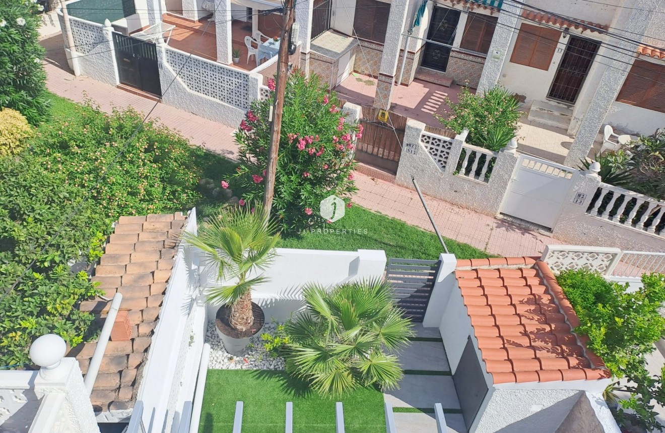 Tweedehands - Chalet -
Torrevieja - Costa Blanca