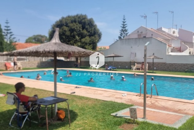 Tweedehands - Chalet -
Torrevieja - Costa Blanca