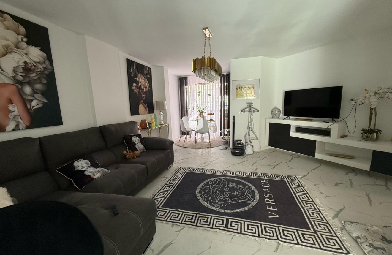 Tweedehands - Appartement / flat -
Torrevieja - Costa Blanca