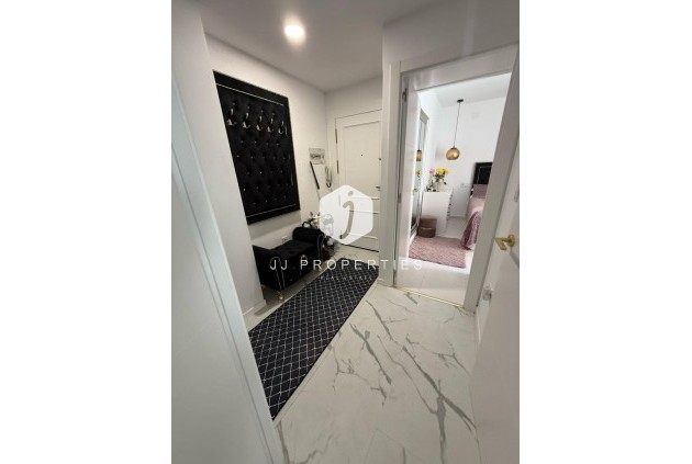 Tweedehands - Appartement / flat -
Torrevieja - Costa Blanca