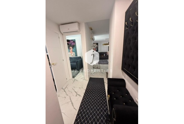 Tweedehands - Appartement / flat -
Torrevieja - Costa Blanca