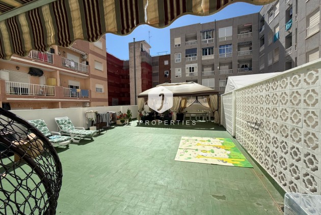 Tweedehands - Appartement / flat -
Torrevieja - Costa Blanca