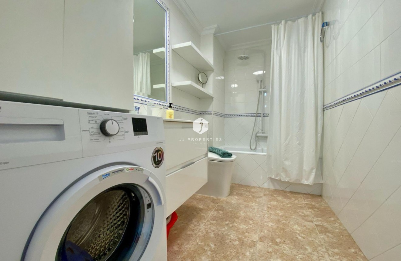 Segunda mano - Apartamento / piso -
Torrevieja - Costa Blanca