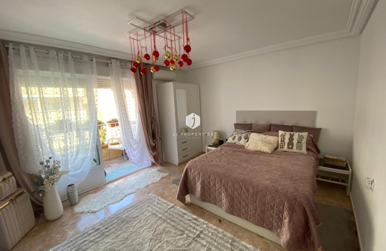 Segunda mano - Apartamento / piso -
Torrevieja - Costa Blanca