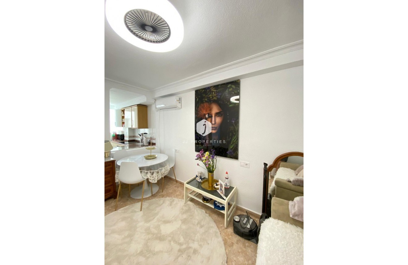 Segunda mano - Apartamento / piso -
Torrevieja - Costa Blanca