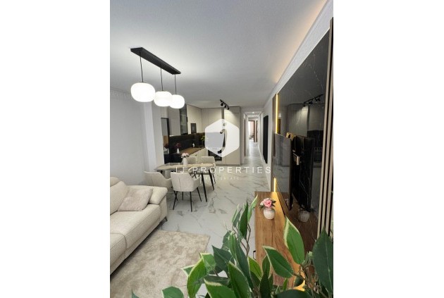 Tweedehands - Appartement / flat -
Torrevieja - Costa Blanca