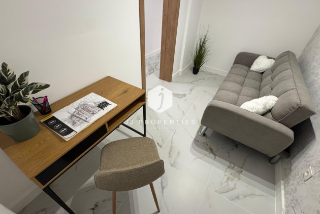 Tweedehands - Appartement / flat -
Torrevieja - Costa Blanca