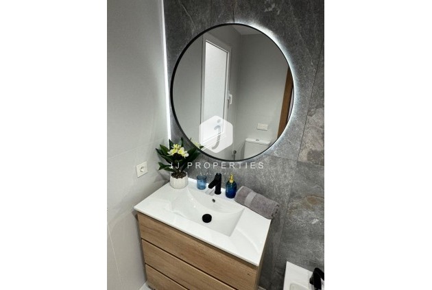 Tweedehands - Appartement / flat -
Torrevieja - Costa Blanca