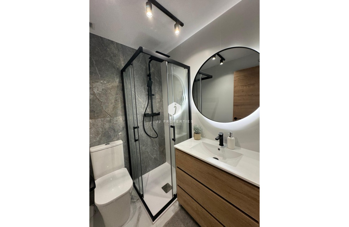 Tweedehands - Appartement / flat -
Torrevieja - Costa Blanca