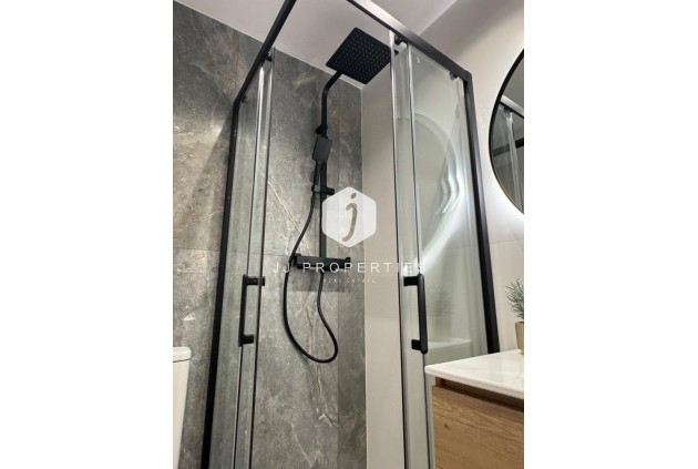 Tweedehands - Appartement / flat -
Torrevieja - Costa Blanca