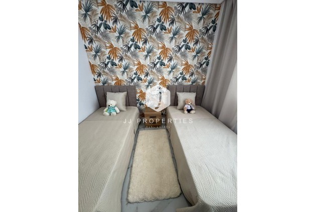 Tweedehands - Appartement / flat -
Torrevieja - Costa Blanca