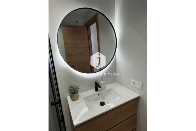 Tweedehands - Appartement / flat -
Torrevieja - Costa Blanca