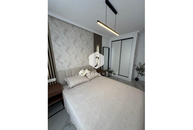 Tweedehands - Appartement / flat -
Torrevieja - Costa Blanca