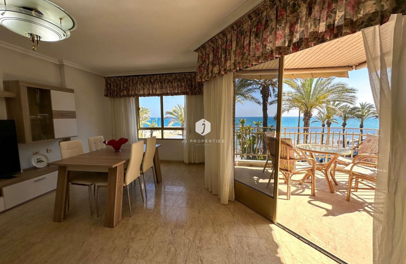 Tweedehands - Appartement / flat -
Torrevieja - Costa Blanca
