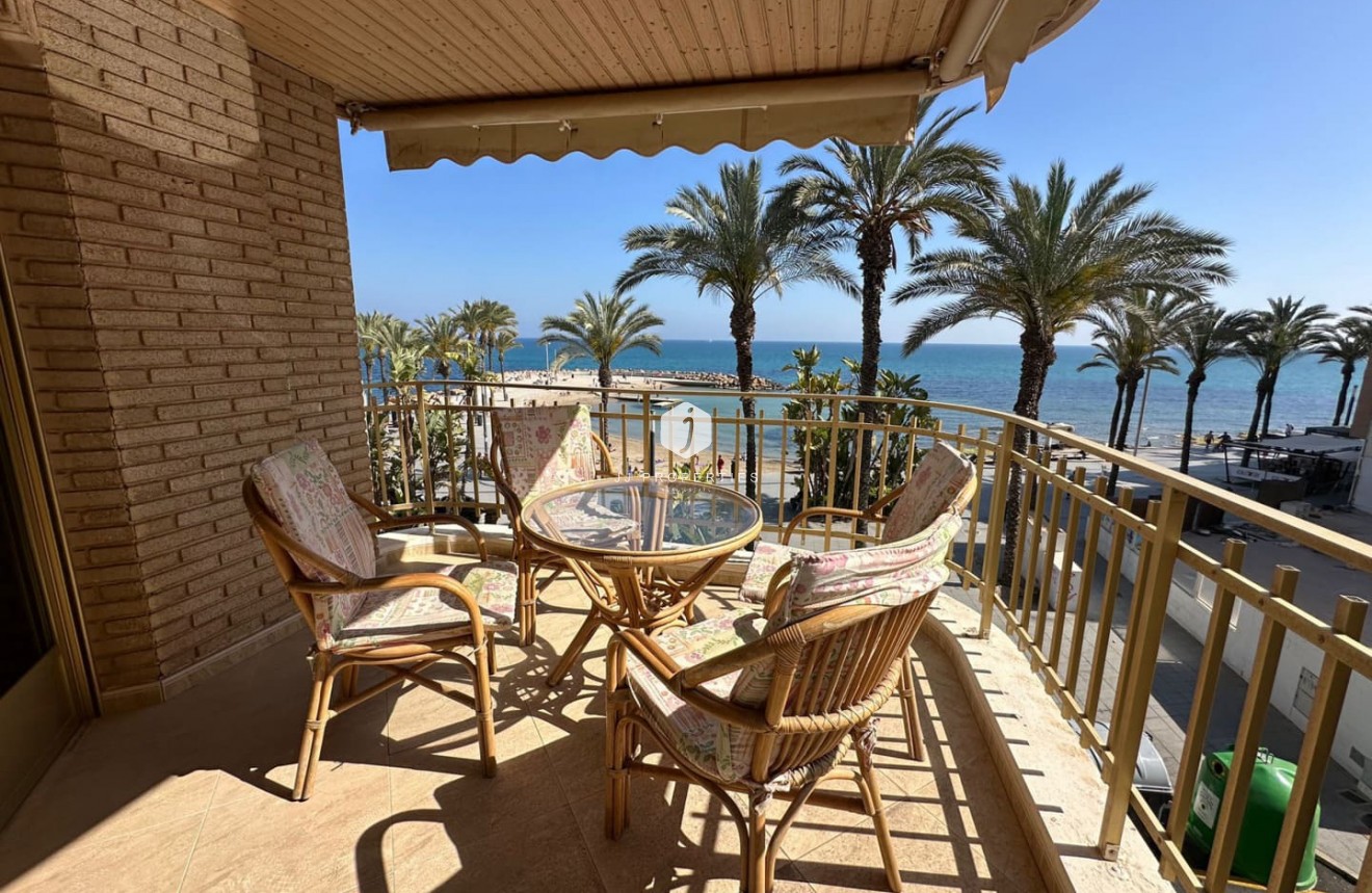 Tweedehands - Appartement / flat -
Torrevieja - Costa Blanca