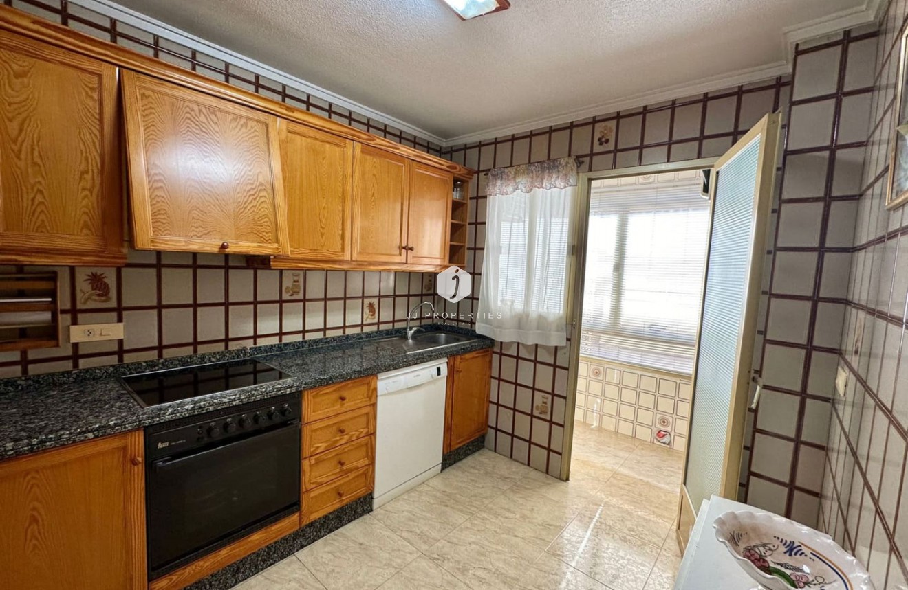 Tweedehands - Appartement / flat -
Torrevieja - Costa Blanca