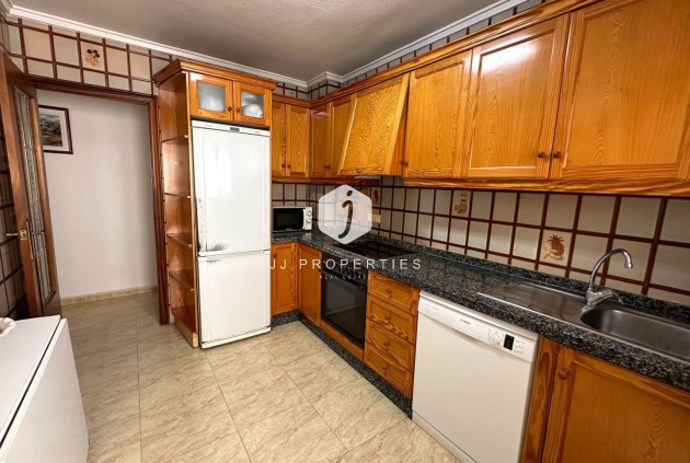 Tweedehands - Appartement / flat -
Torrevieja - Costa Blanca