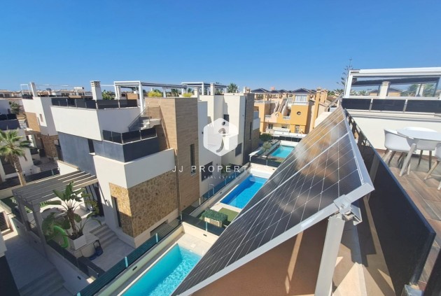 Tweedehands - Chalet -
Orihuela Costa - Costa Blanca