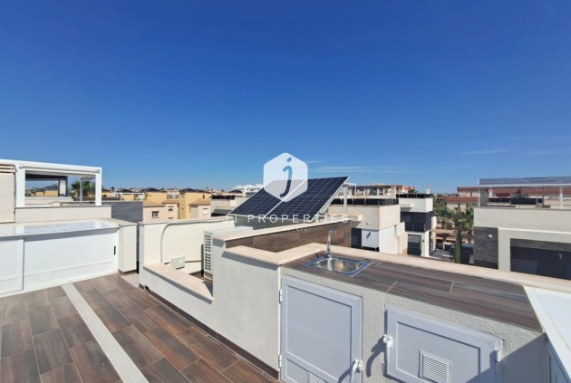 Tweedehands - Chalet -
Orihuela Costa - Costa Blanca