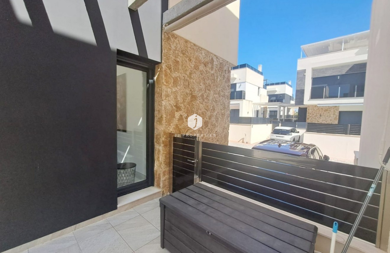 Tweedehands - Chalet -
Orihuela Costa - Costa Blanca