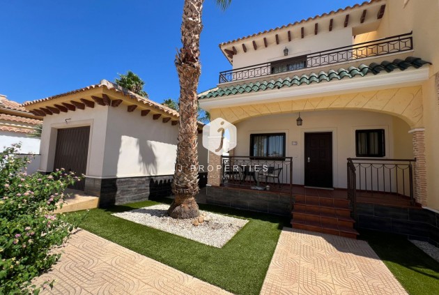 Segunda mano - Chalet -
Ciudad Quesada - Costa Blanca