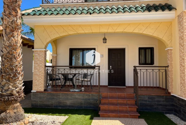 Segunda mano - Chalet -
Ciudad Quesada - Costa Blanca