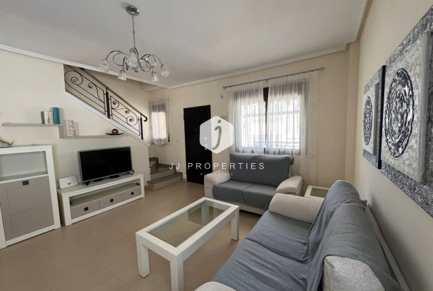 Segunda mano - Chalet -
Ciudad Quesada - Costa Blanca