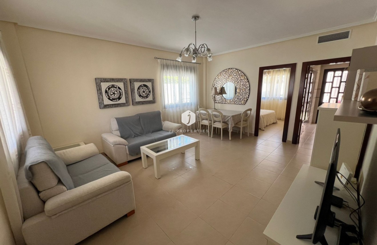 Segunda mano - Chalet -
Ciudad Quesada - Costa Blanca