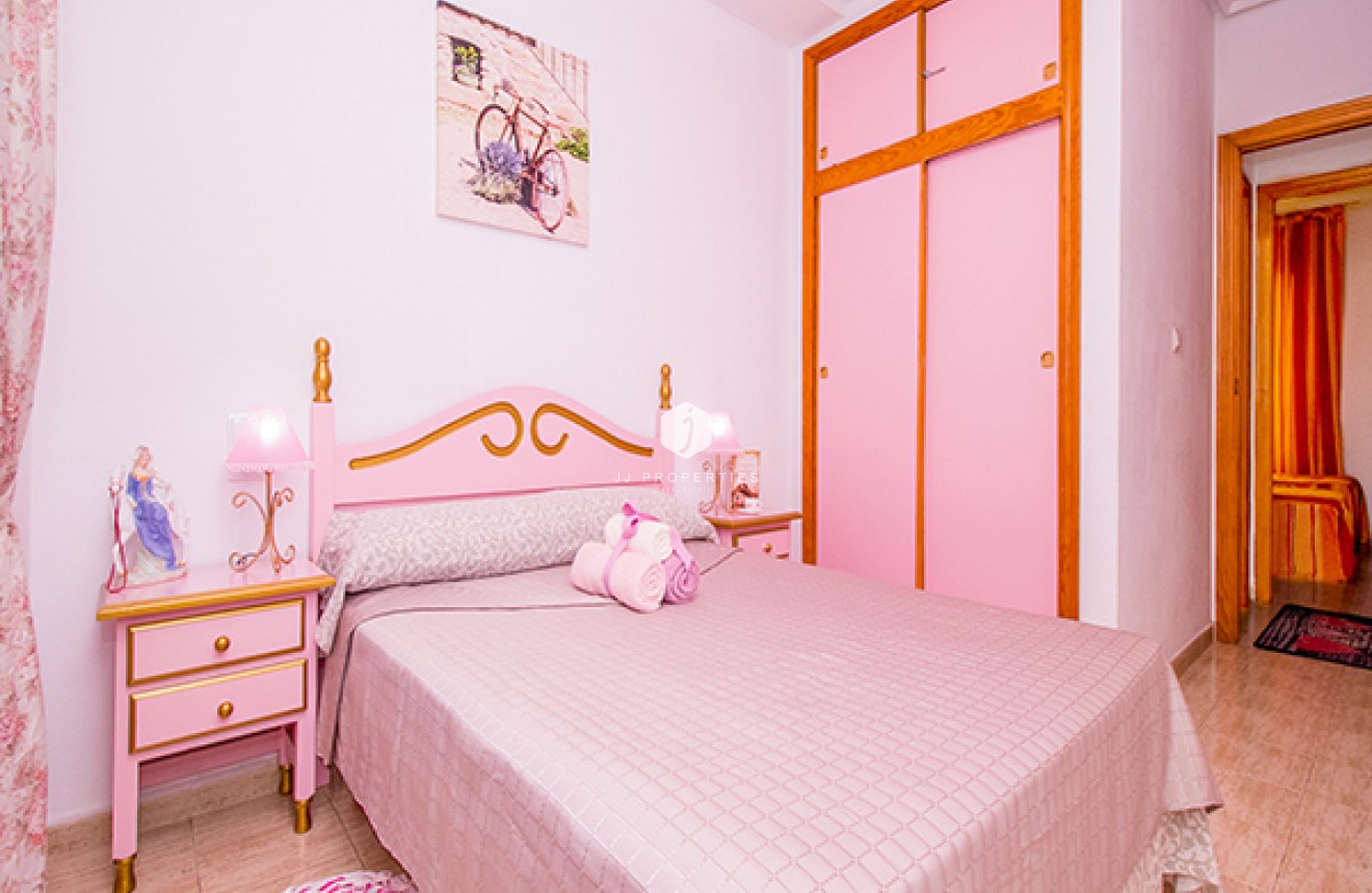 Tweedehands - Appartement / flat -
Torrevieja - Costa Blanca