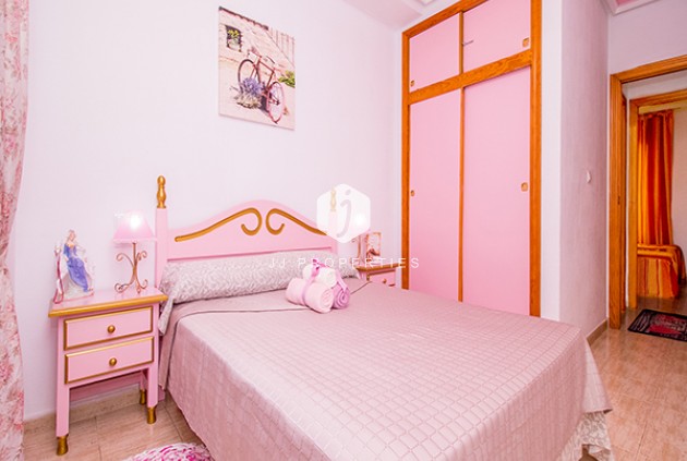 Tweedehands - Appartement / flat -
Torrevieja - Costa Blanca