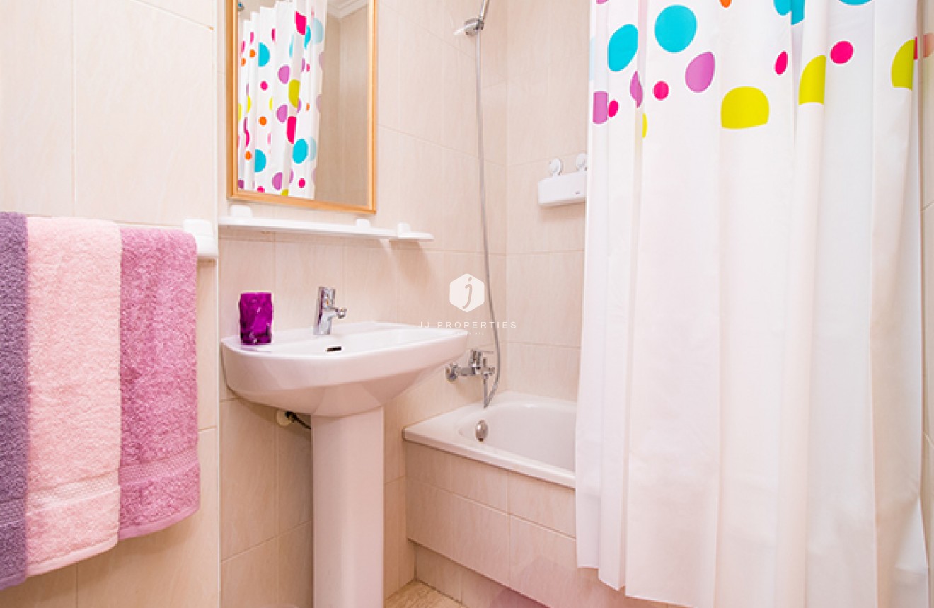 Tweedehands - Appartement / flat -
Torrevieja - Costa Blanca