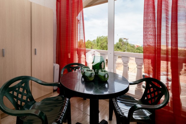 Tweedehands - Appartement / flat -
Torrevieja - Costa Blanca