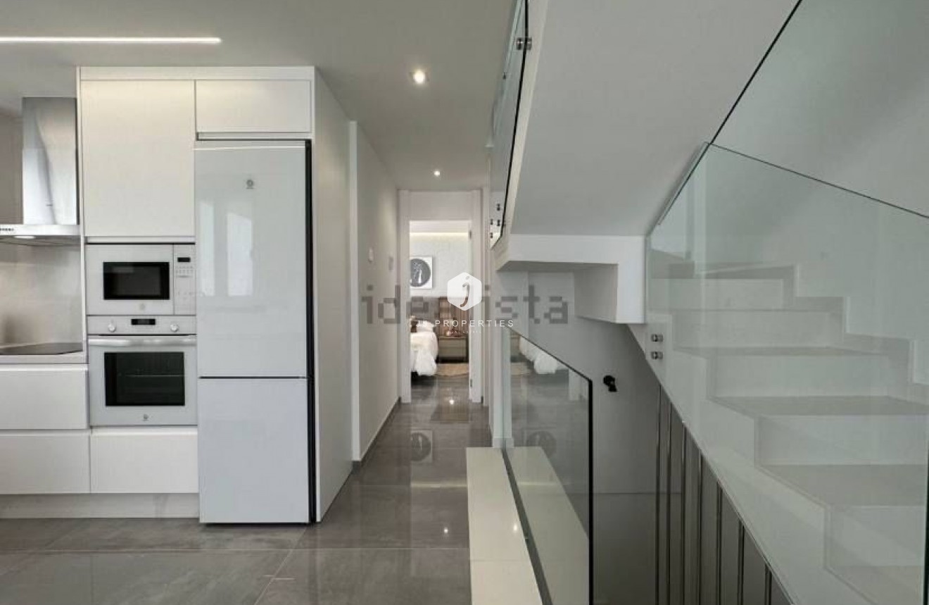 Tweedehands - Chalet -
Torrevieja - Costa Blanca