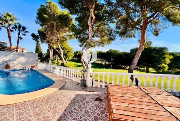 Aus zweiter Hand - Villa -
Orihuela Costa - Lomas De Campoamor-las Ramblas