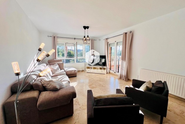 Aus zweiter Hand - Villa -
Orihuela Costa - Lomas De Campoamor-las Ramblas