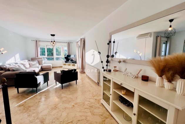 Aus zweiter Hand - Villa -
Orihuela Costa - Lomas De Campoamor-las Ramblas