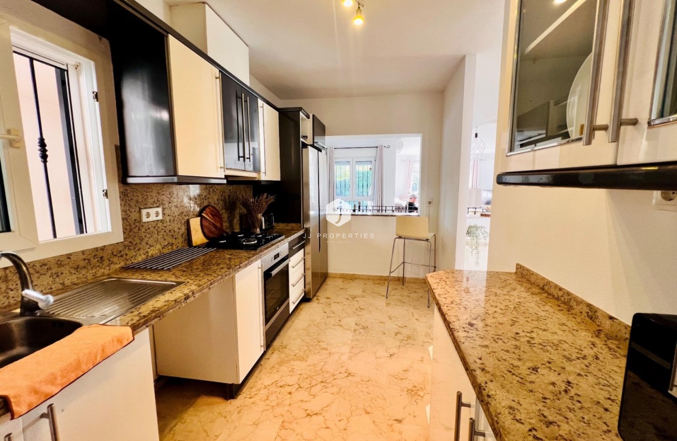 Aus zweiter Hand - Villa -
Orihuela Costa - Lomas De Campoamor-las Ramblas