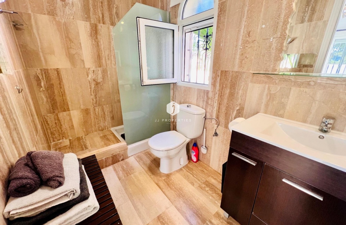 Aus zweiter Hand - Villa -
Orihuela Costa - Lomas De Campoamor-las Ramblas