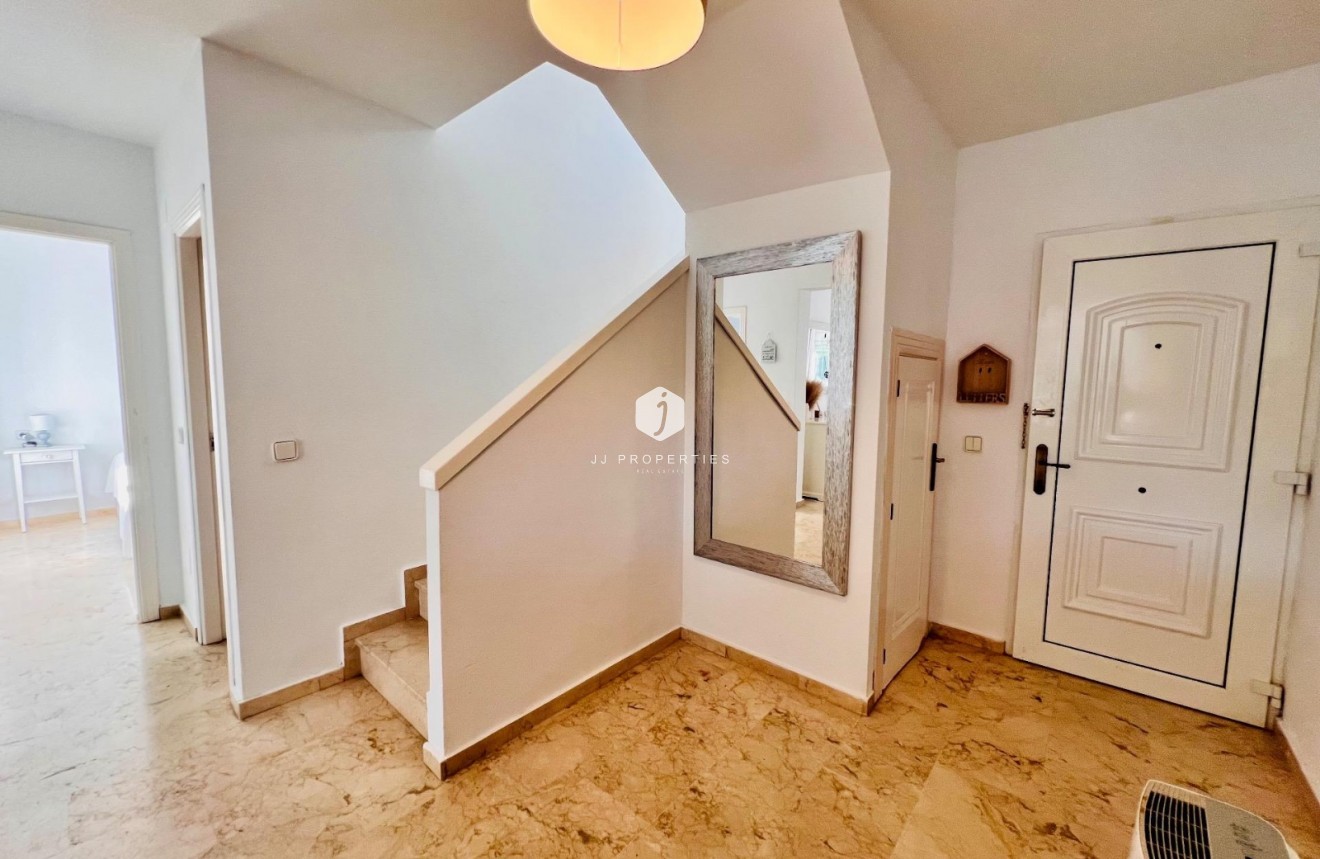 Aus zweiter Hand - Villa -
Orihuela Costa - Lomas De Campoamor-las Ramblas