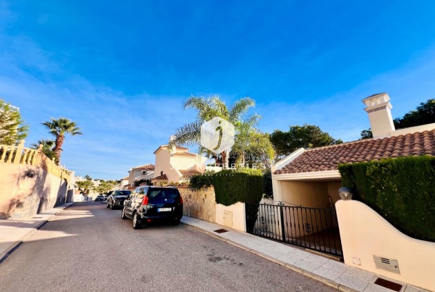 Aus zweiter Hand - Villa -
Orihuela Costa - Lomas De Campoamor-las Ramblas