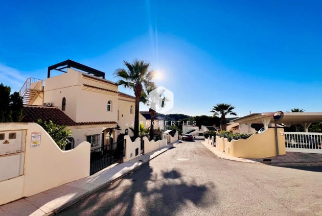 Aus zweiter Hand - Villa -
Orihuela Costa - Lomas De Campoamor-las Ramblas