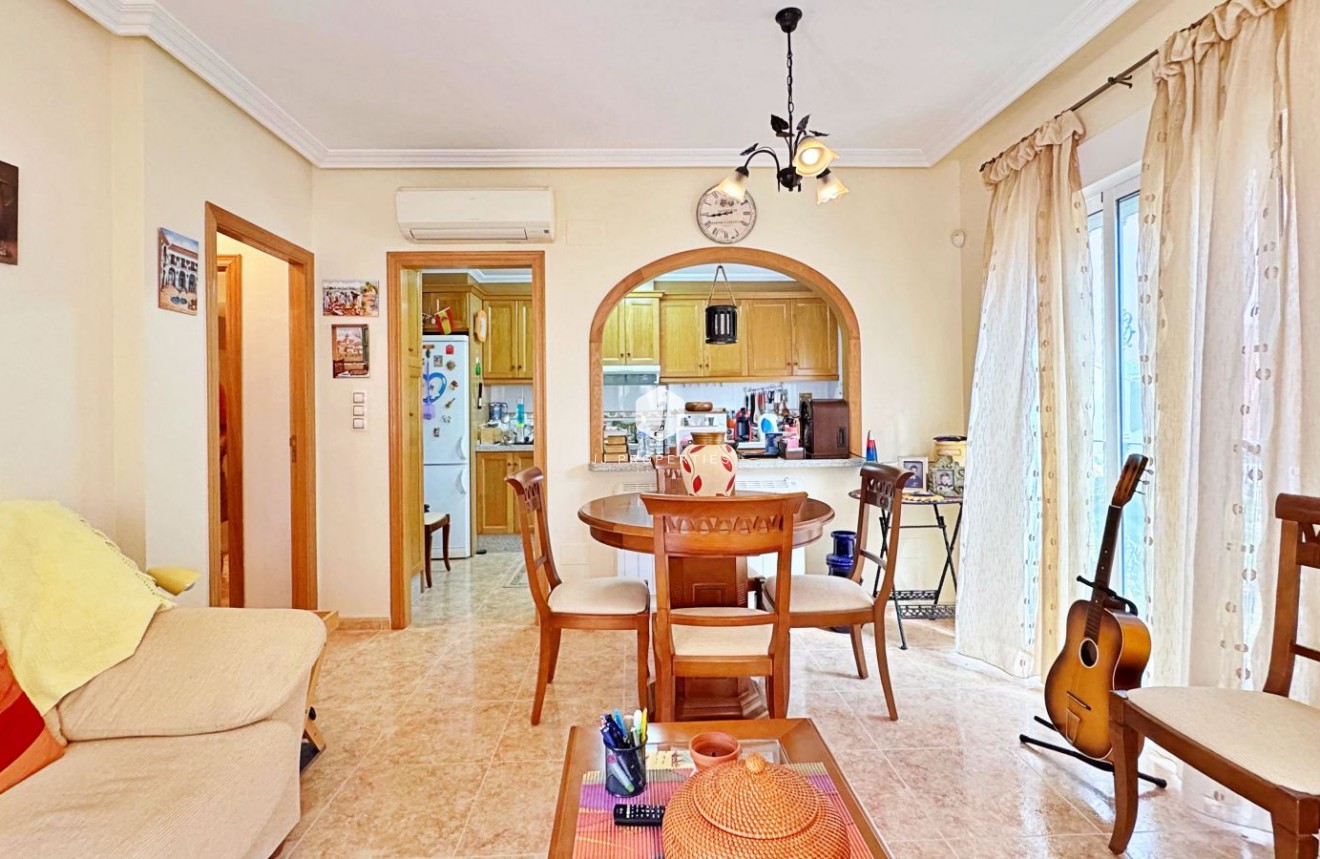 Tweedehands - Chalet -
Orihuela Costa - Costa Blanca