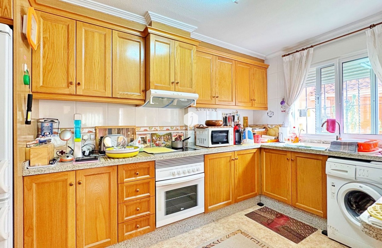 Tweedehands - Chalet -
Orihuela Costa - Costa Blanca