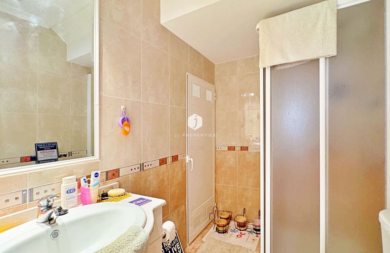 Tweedehands - Chalet -
Orihuela Costa - Costa Blanca