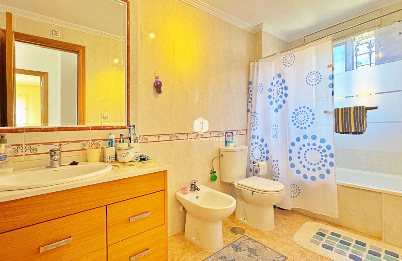 Tweedehands - Chalet -
Orihuela Costa - Costa Blanca