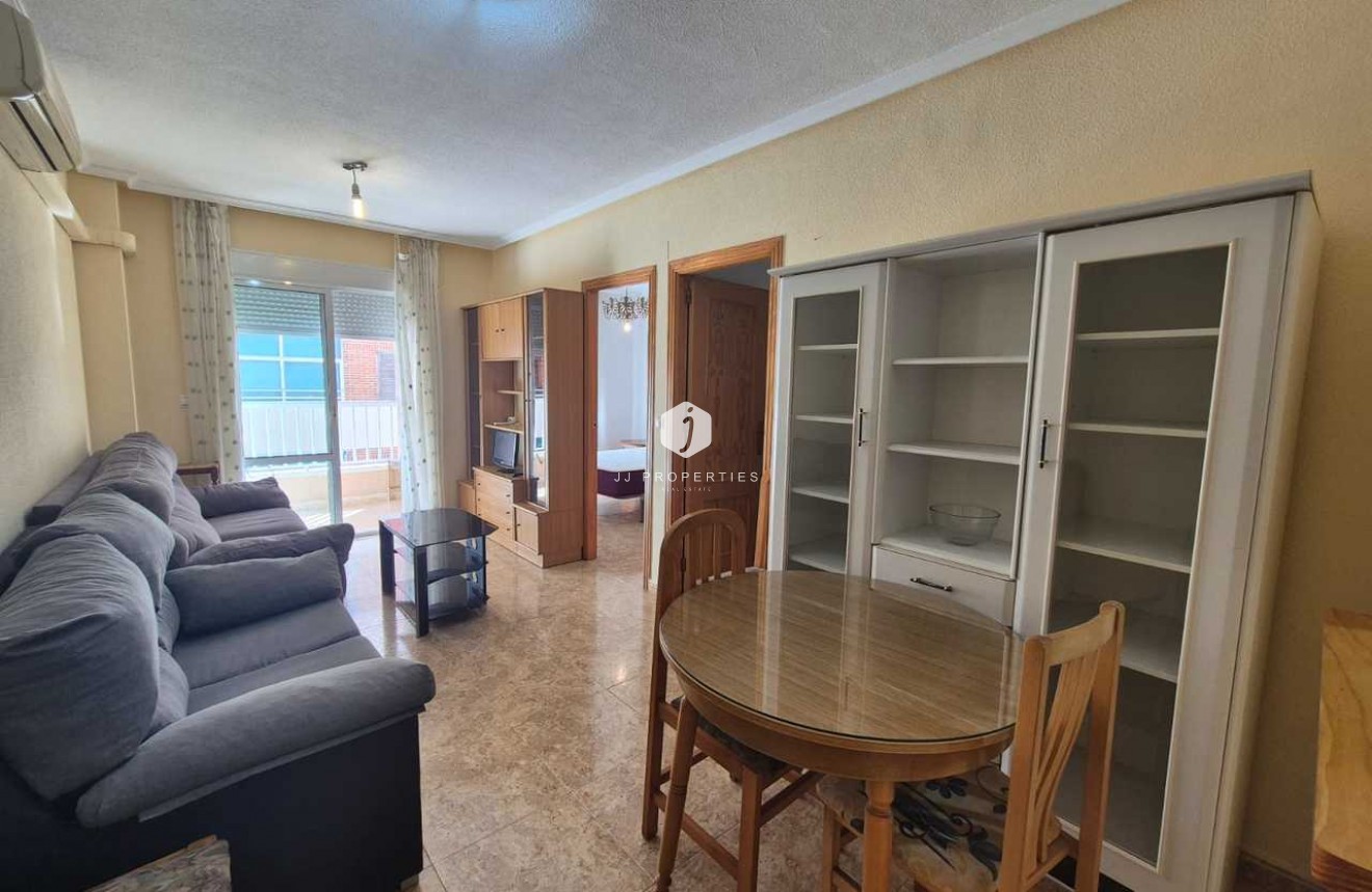 Tweedehands - Appartement / flat -
Torrevieja - Costa Blanca