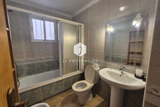 Tweedehands - Appartement / flat -
Torrevieja - Costa Blanca